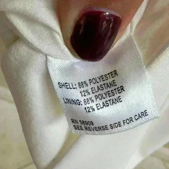 NWT Gianni Bini Clara Crepe
Sweetheart Neckline Dress - Picture 6 of 6